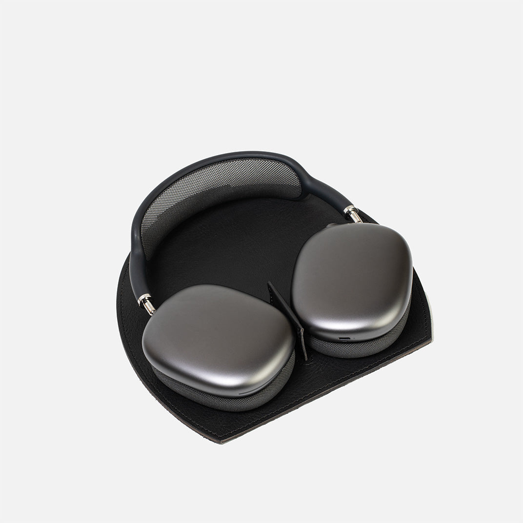 Full-Grain Leather Rest Station 2.0 for AirPods Max 2-0